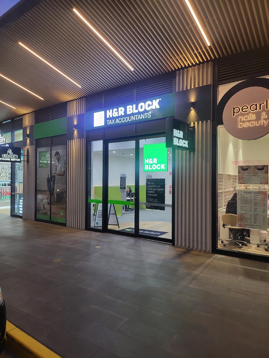 H&R Block Tax Accountants - Box Hill (Carmel Village)