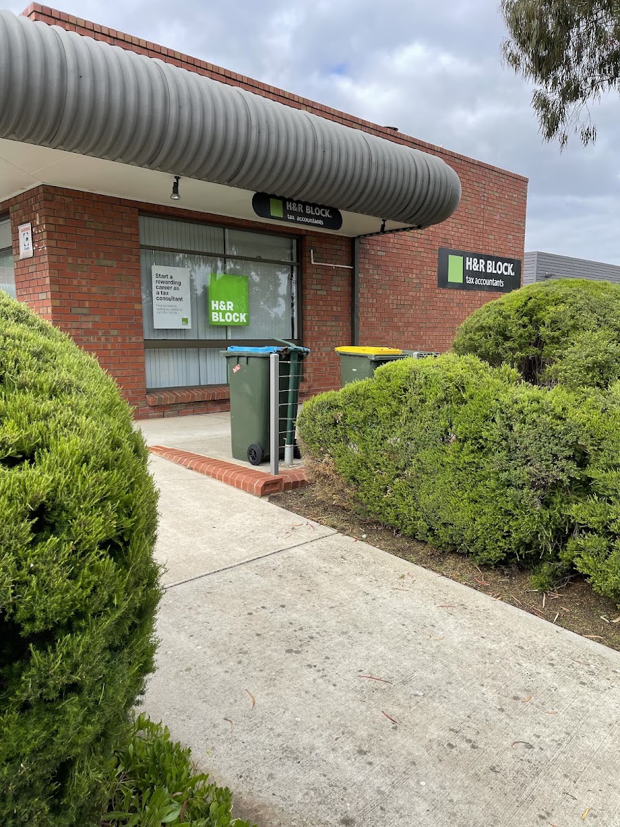 H&R Block Tax Accountants - Newton