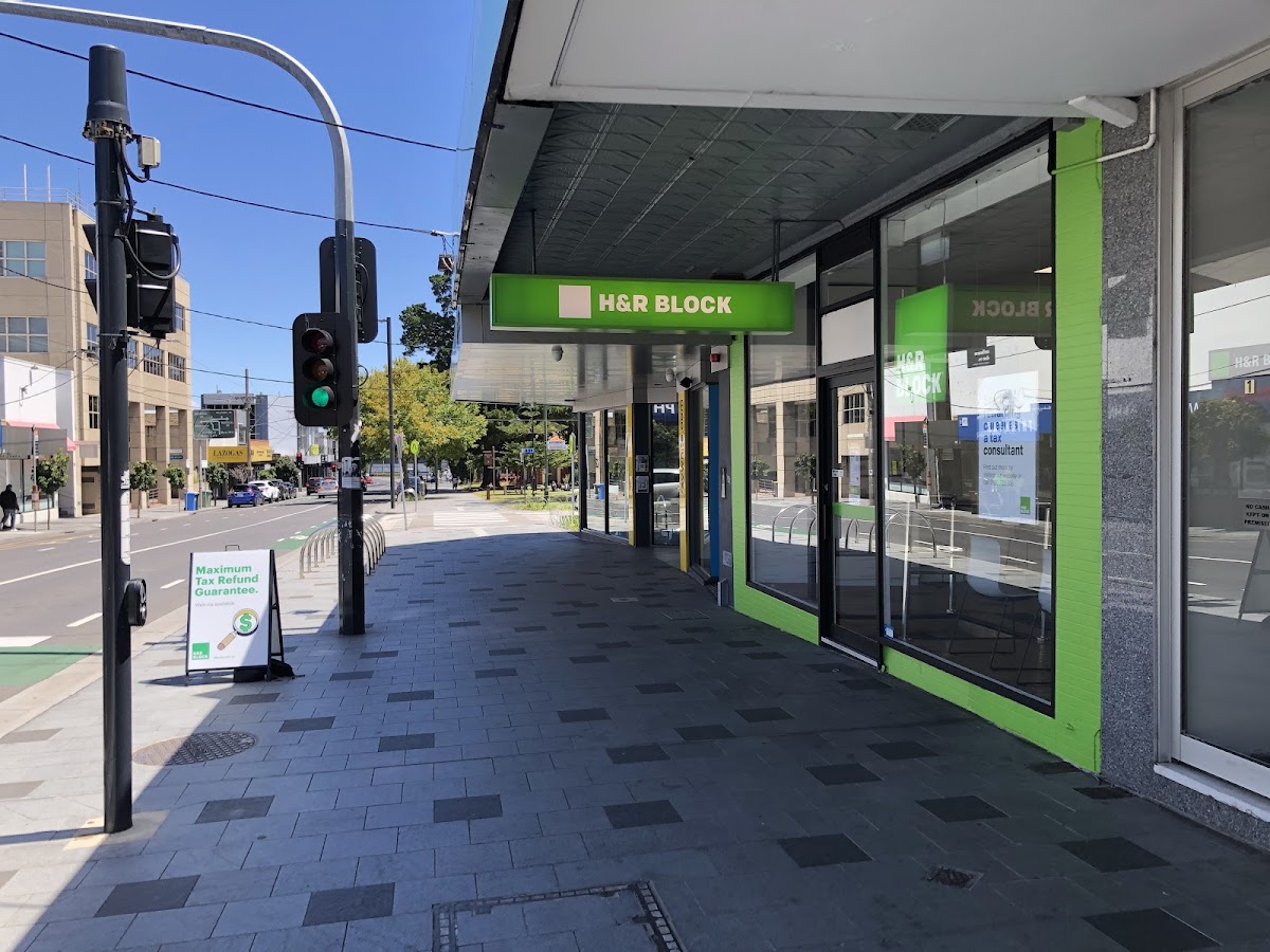 H&R Block Tax Accountants - Oakleigh