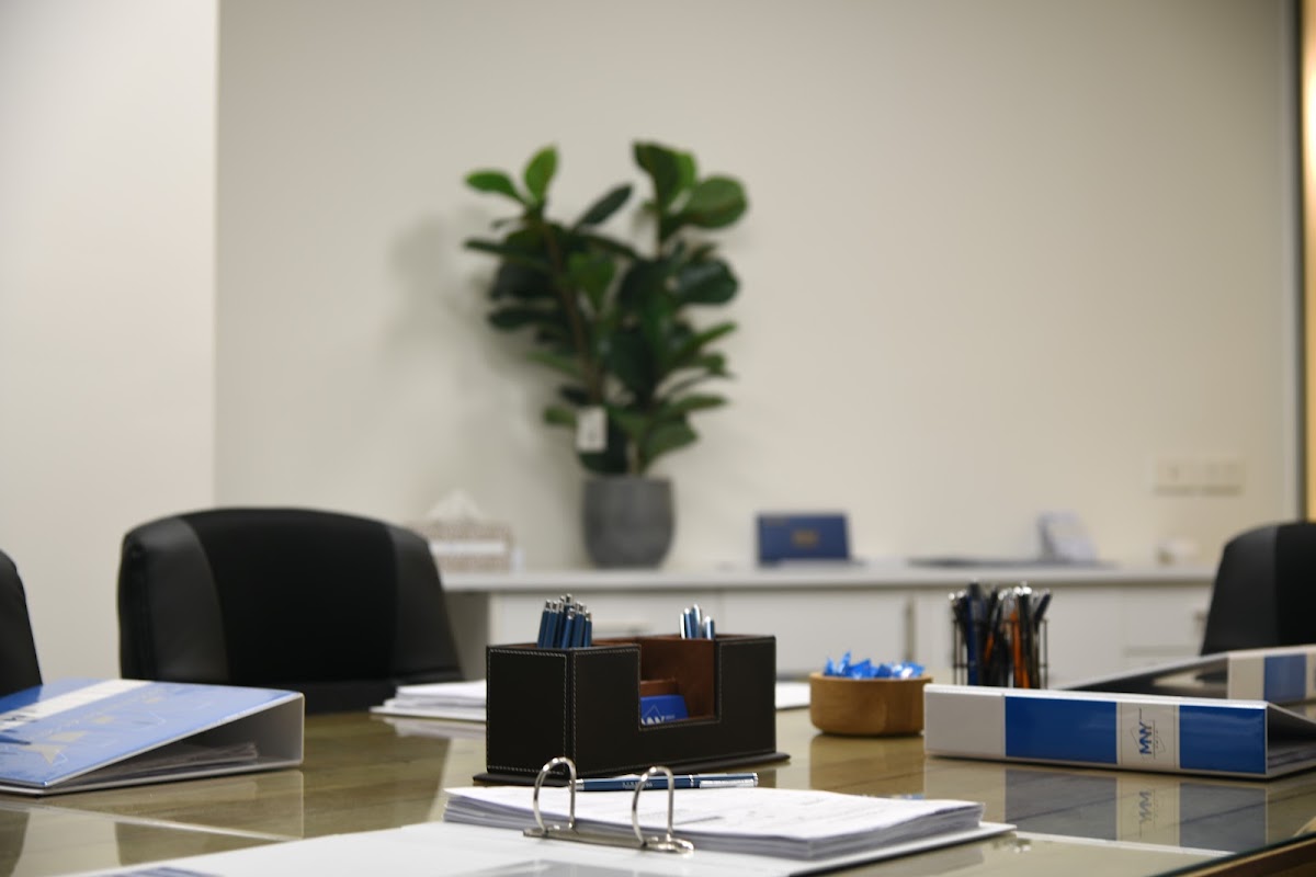 MNY Group Chartered Accountants (卓誠立和会计师事务所)