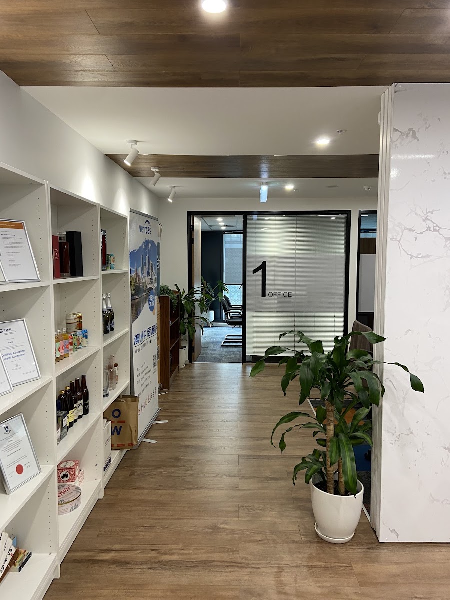 Standard Accounting and Tax Advisory