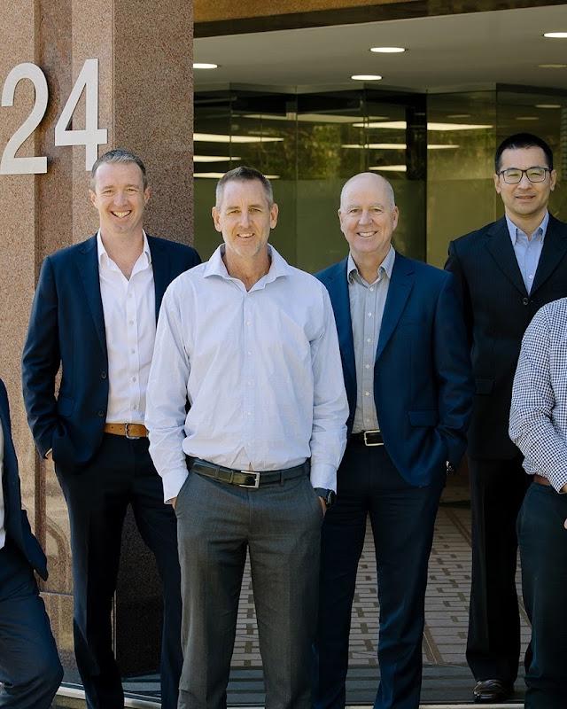 AR & B Advisors
